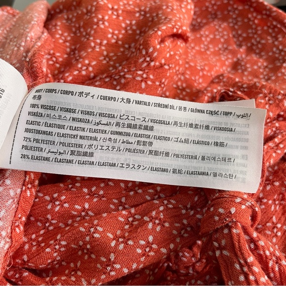 NWOT Abercrombie & Fitch Coral Peplum Cottagecore Floral Fairy Blouse Size Small - Picture 10 of 11